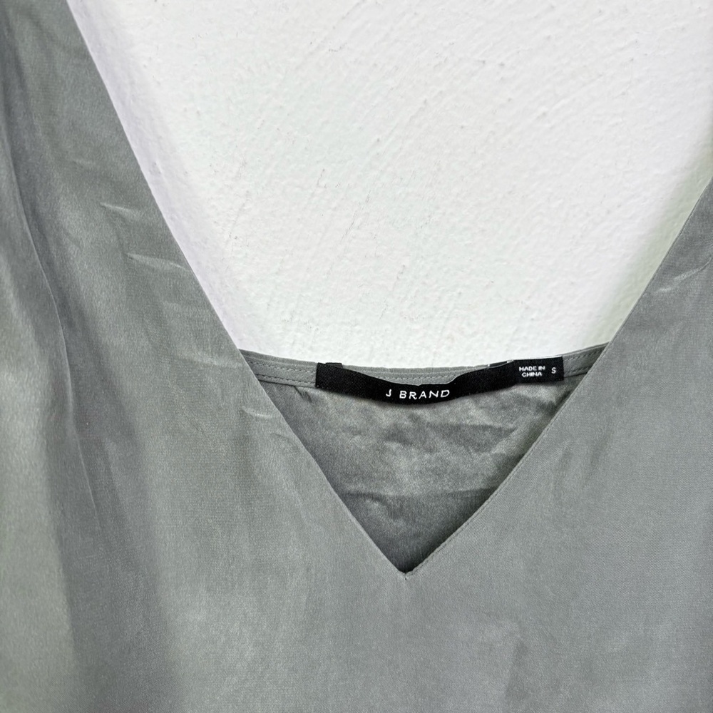 J Brand Silk V Neck Sleeveless Cami Tank Top Slate Green/Gray - Picture 4 of 12